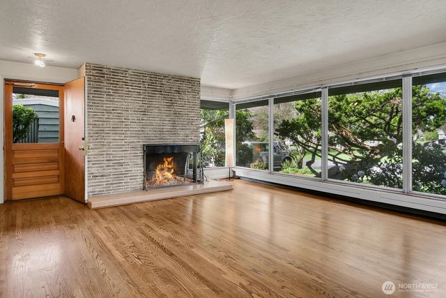 4719 NE Park Place, Seattle, WA 98115