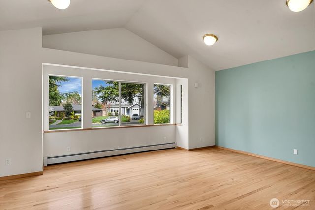 4719 NE Park Place, Seattle, WA 98115