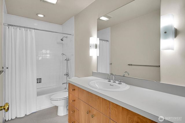 4719 NE Park Place, Seattle, WA 98115