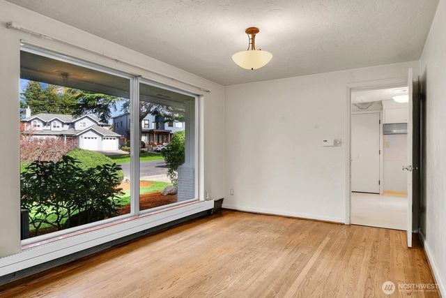 4719 NE Park Place, Seattle, WA 98115