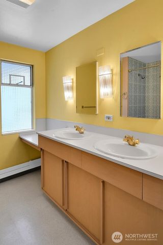 4719 NE Park Place, Seattle, WA 98115