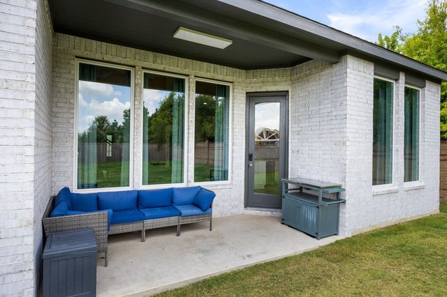 15234 Kickapoo Cavern Drive, Cypress, TX 77433