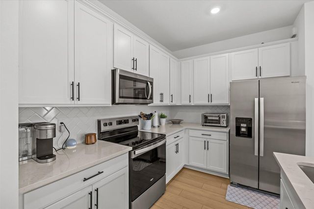 276 SW Sally Way, Stuart, FL 34997