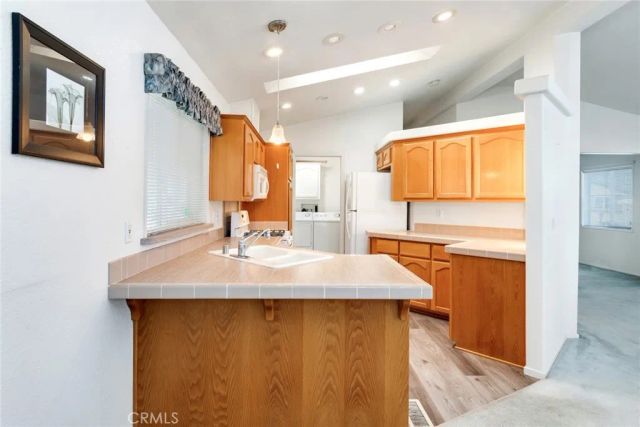 3500 Buchanan 230, Riverside, CA 92503