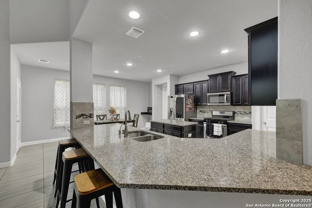 907 Highland-Vista, New Braunfels, TX 78130