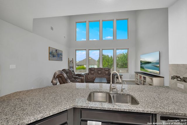 907 Highland-Vista, New Braunfels, TX 78130