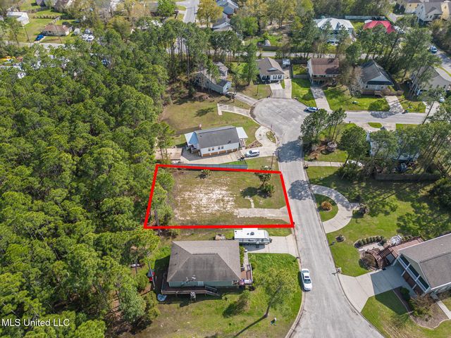 814 Deer Trail Lane, Pass Christian, MS 39571