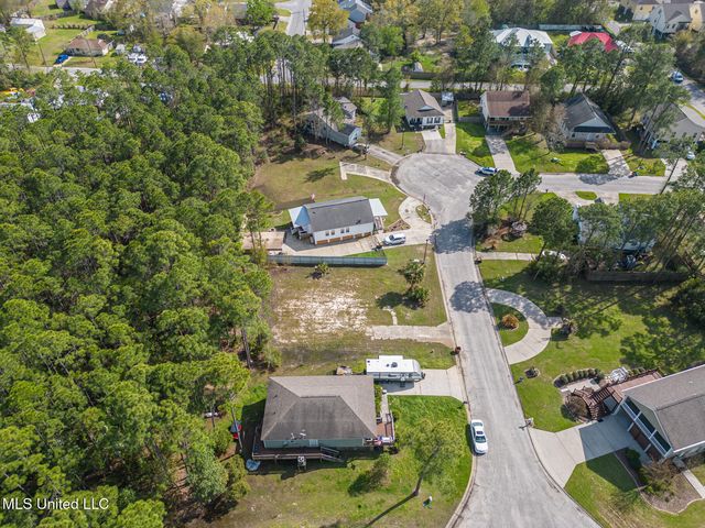 814 Deer Trail Lane, Pass Christian, MS 39571