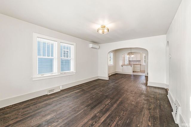 1133 Wilber Street, South Bend, IN 46628