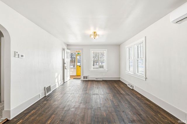 1133 Wilber Street, South Bend, IN 46628