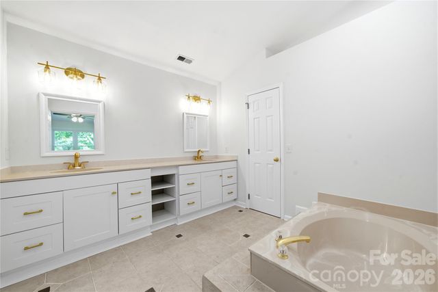 12801 Angel Oak Drive, Huntersville, NC 28078