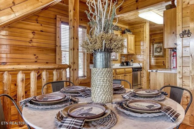 2834 White Oak Ridge Lane, Sevierville, TN 37862