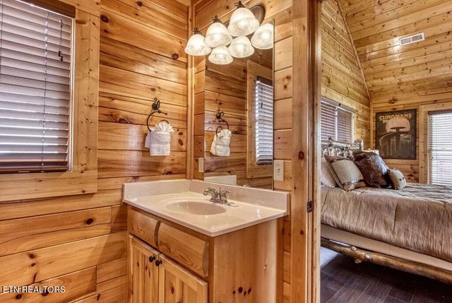 2834 White Oak Ridge Lane, Sevierville, TN 37862