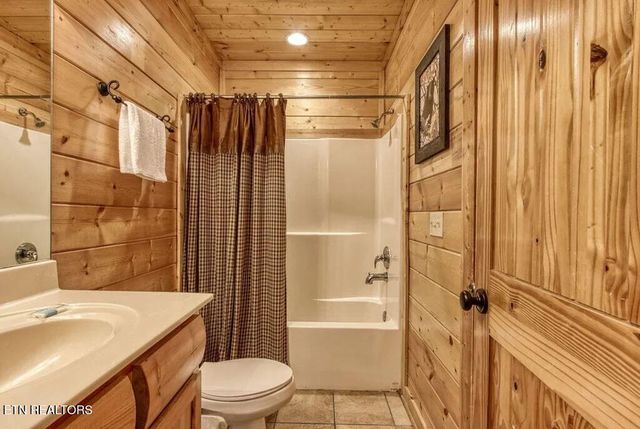 2834 White Oak Ridge Lane, Sevierville, TN 37862