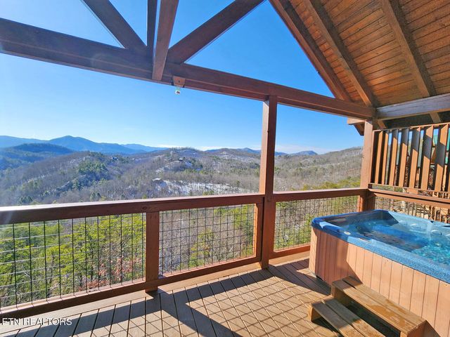 2834 White Oak Ridge Lane, Sevierville, TN 37862