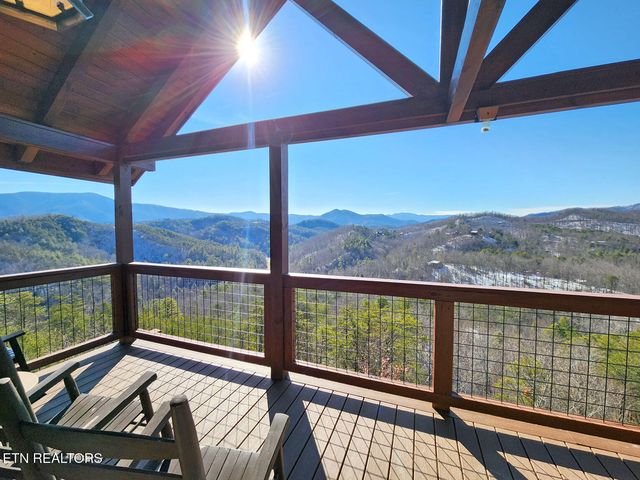 2834 White Oak Ridge Lane, Sevierville, TN 37862