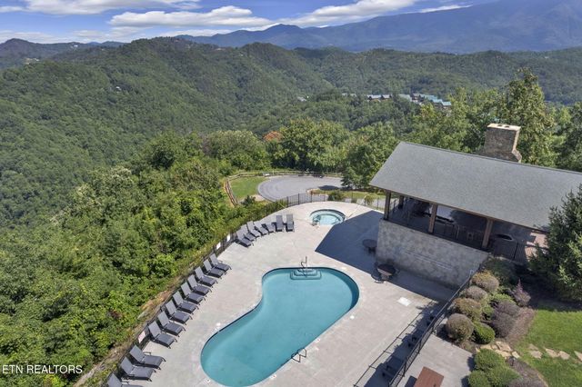 2834 White Oak Ridge Lane, Sevierville, TN 37862