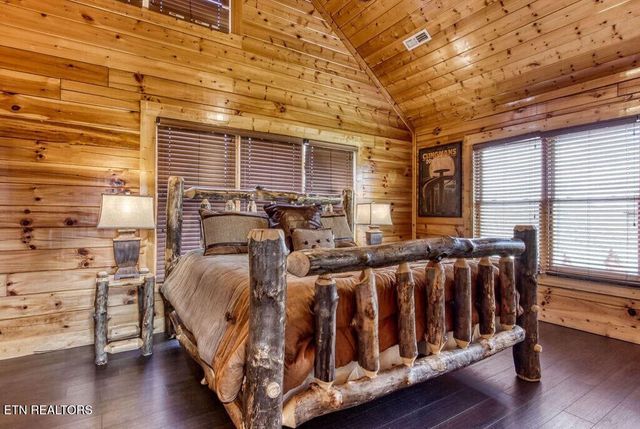 2834 White Oak Ridge Lane, Sevierville, TN 37862
