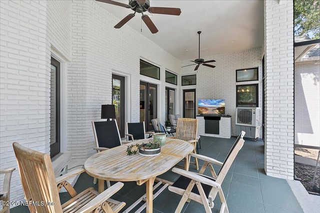 1371 WINDSOR HARBOR Drive, Jacksonville, FL 32225