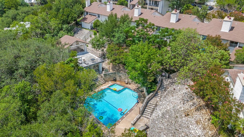 6910 Hart LN 807, Austin, TX 78731