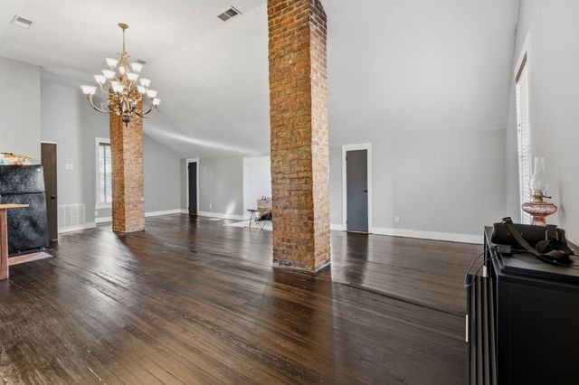305 McCall St, Nashville, TN 37211