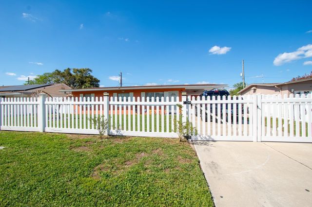 4401 EDGEBROOK, Orlando, FL 32809