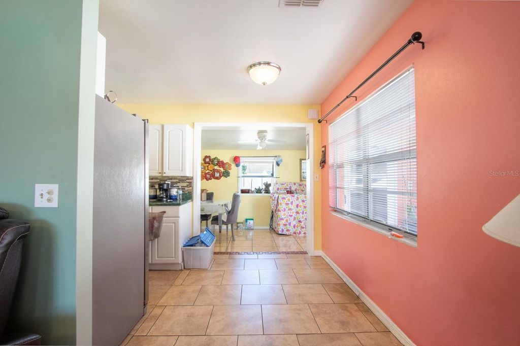 Image 17 of property listing at 4401 EDGEBROOK, Orlando, FL 32809