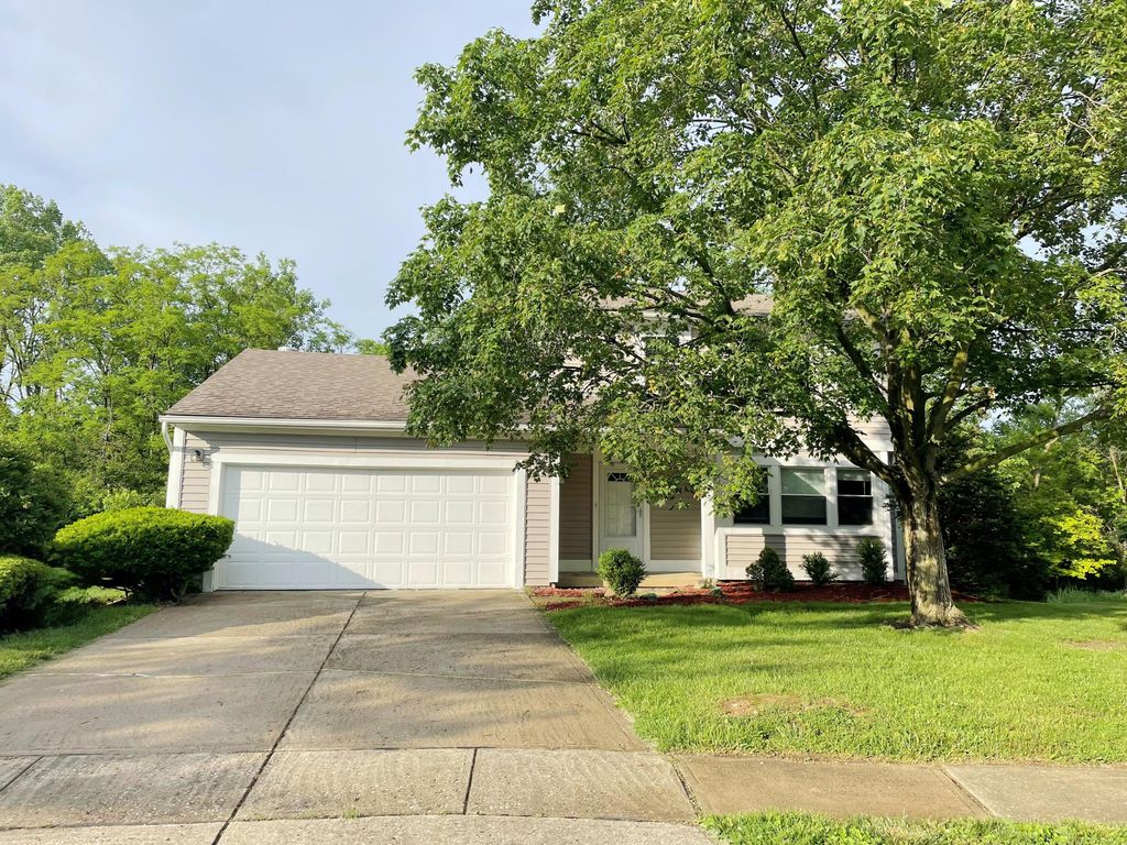 5636 Cloverleaf Court, Grove City, OH 43123