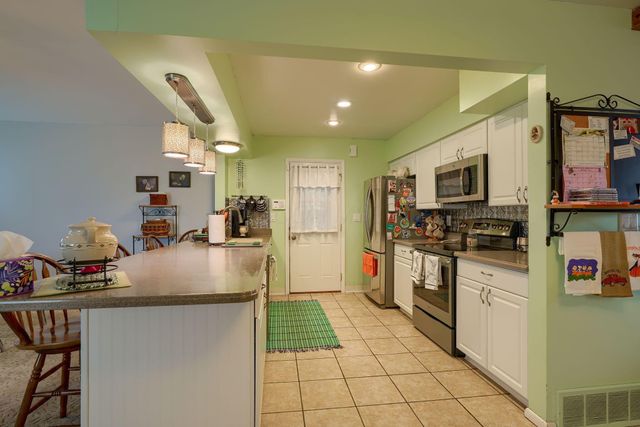 260 Meadow Drive, Circleville, OH 43113