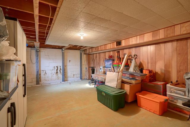 260 Meadow Drive, Circleville, OH 43113