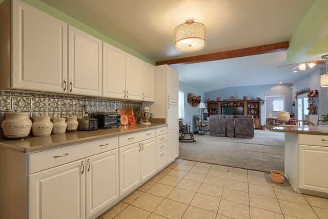 260 Meadow Drive, Circleville, OH 43113