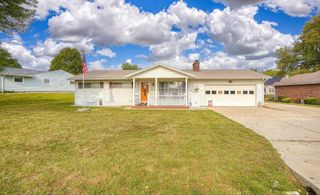 260 Meadow Drive, Circleville, OH 43113