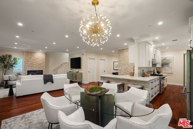 1568 S Point View Street, Los Angeles, CA 90035