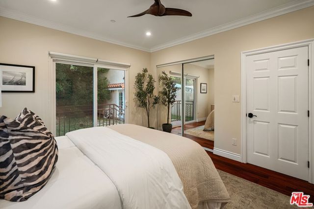 1568 S Point View Street, Los Angeles, CA 90035