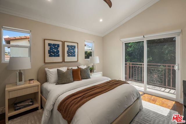 1568 S Point View Street, Los Angeles, CA 90035