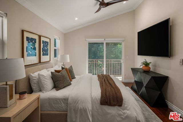 1568 S Point View Street, Los Angeles, CA 90035
