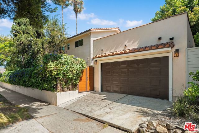 1568 S Point View Street, Los Angeles, CA 90035