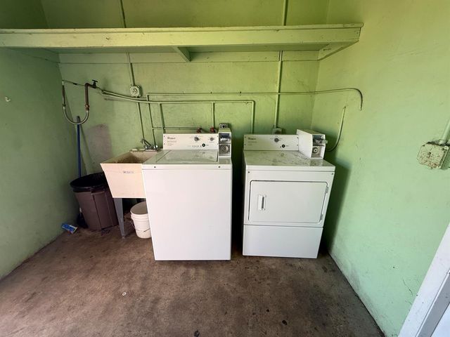 2915 JACKSON Street 12, Hollywood, FL 33020