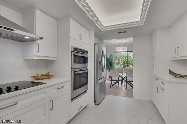 5954 PELICAN BAY BLVD 212, Naples, FL 34108