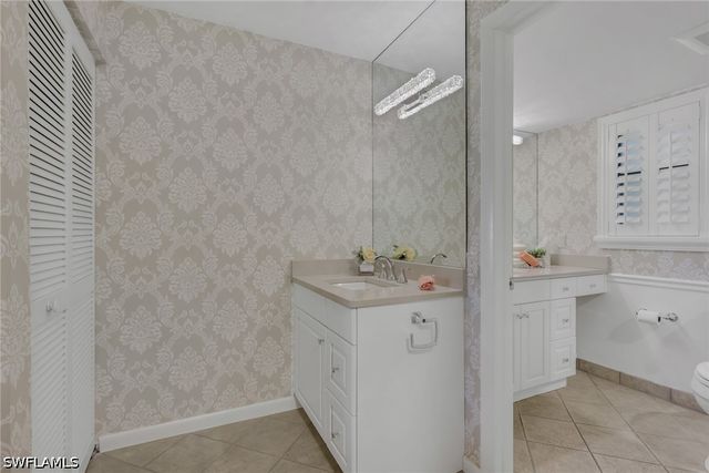 5954 PELICAN BAY BLVD 212, Naples, FL 34108