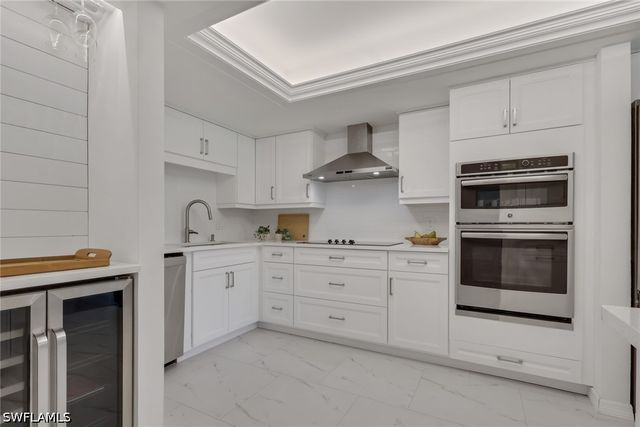 5954 PELICAN BAY BLVD 212, Naples, FL 34108