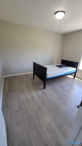 17901 Seven Mile Post Road, Athens, AL 35611