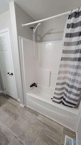 17901 Seven Mile Post Road, Athens, AL 35611