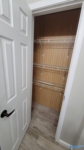 17901 Seven Mile Post Road, Athens, AL 35611