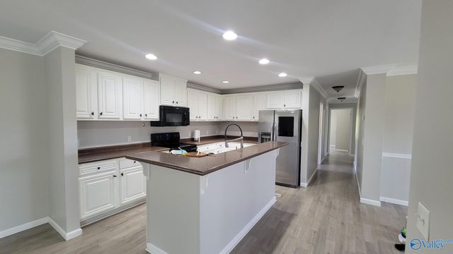 17901 Seven Mile Post Road, Athens, AL 35611