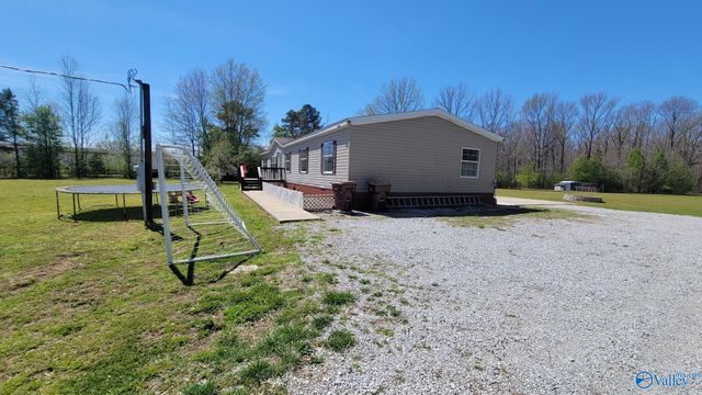 17901 Seven Mile Post Road, Athens, AL 35611