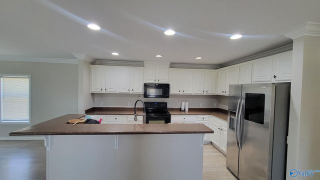 17901 Seven Mile Post Road, Athens, AL 35611