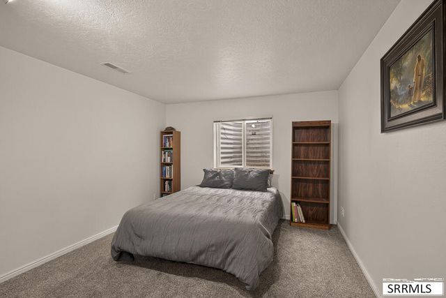5037 Constitution Avenue, Chubbuck, ID 83202