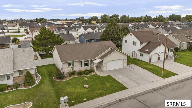 5037 Constitution Avenue, Chubbuck, ID 83202