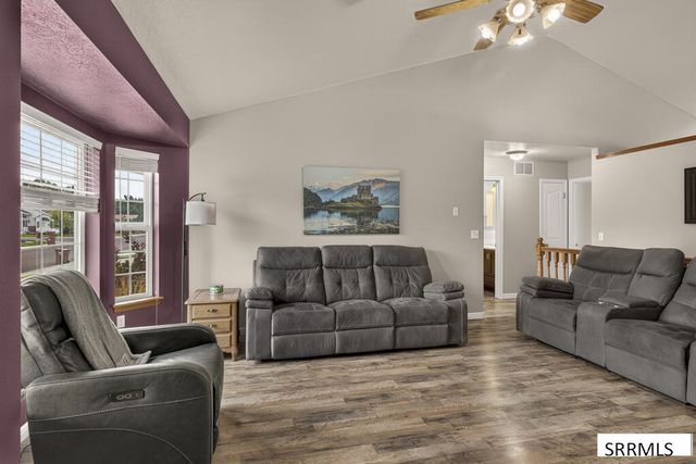 5037 Constitution Avenue, Chubbuck, ID 83202